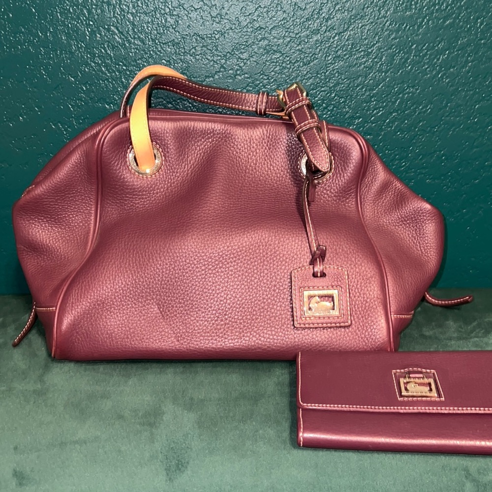 Dooney & Bourke